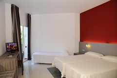 Nerja Club & Spa: Room TRIPLE STANDARD - photo 16