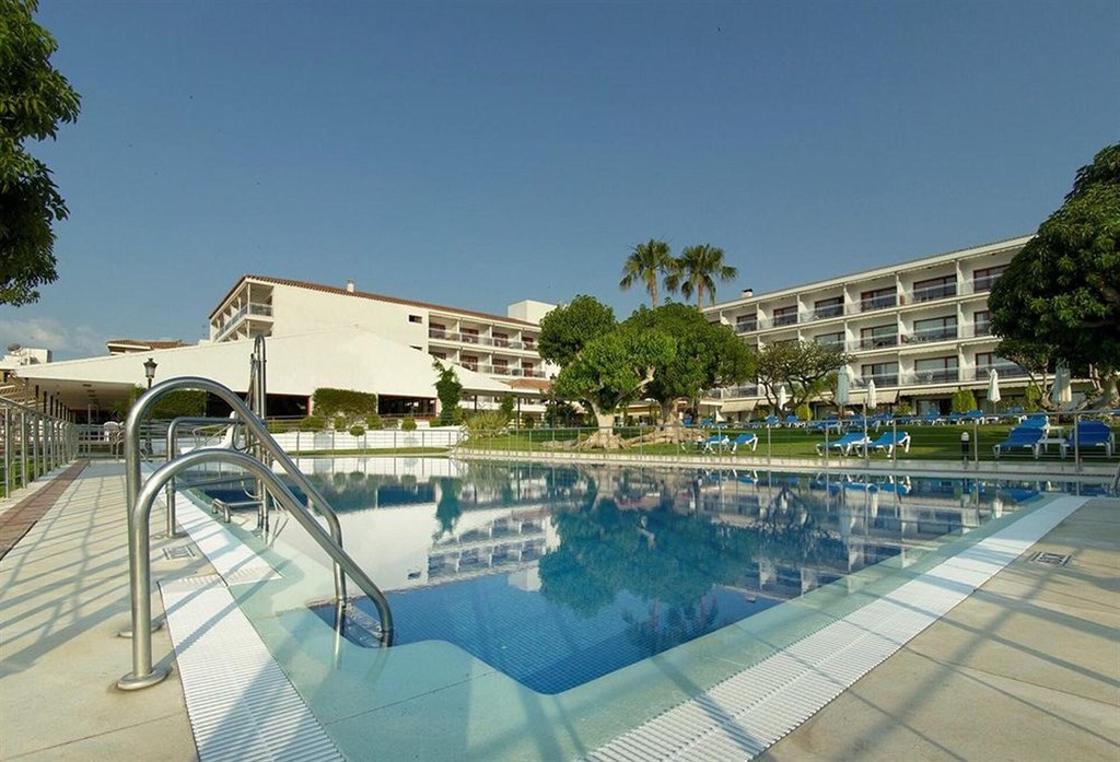 Parador de Nerja: Pool