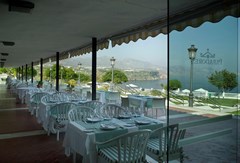 Parador de Nerja: Restaurant - photo 1