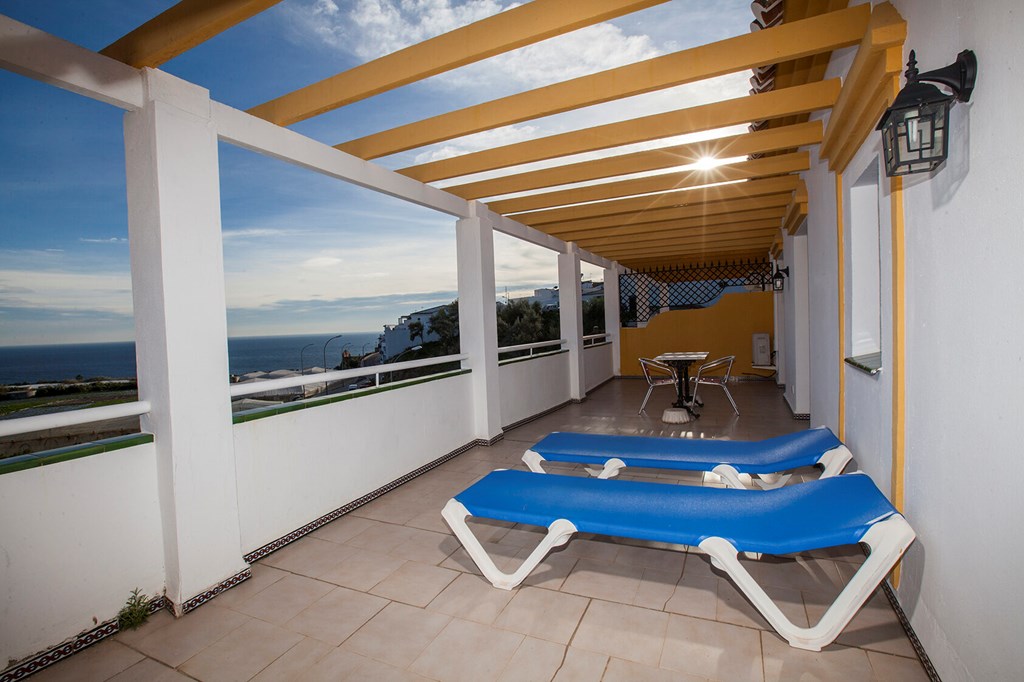 Hotel Playamaro: Terrace