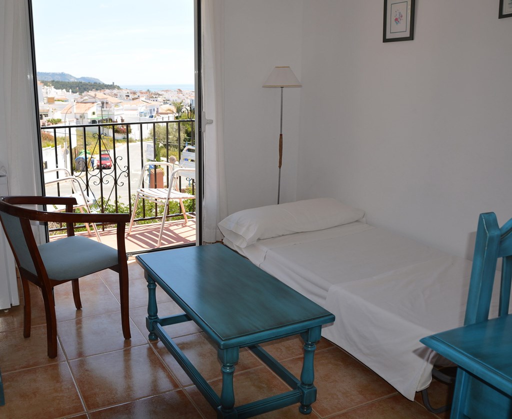 Al Andalus Nerja: Room FAMILY ROOM STANDARD