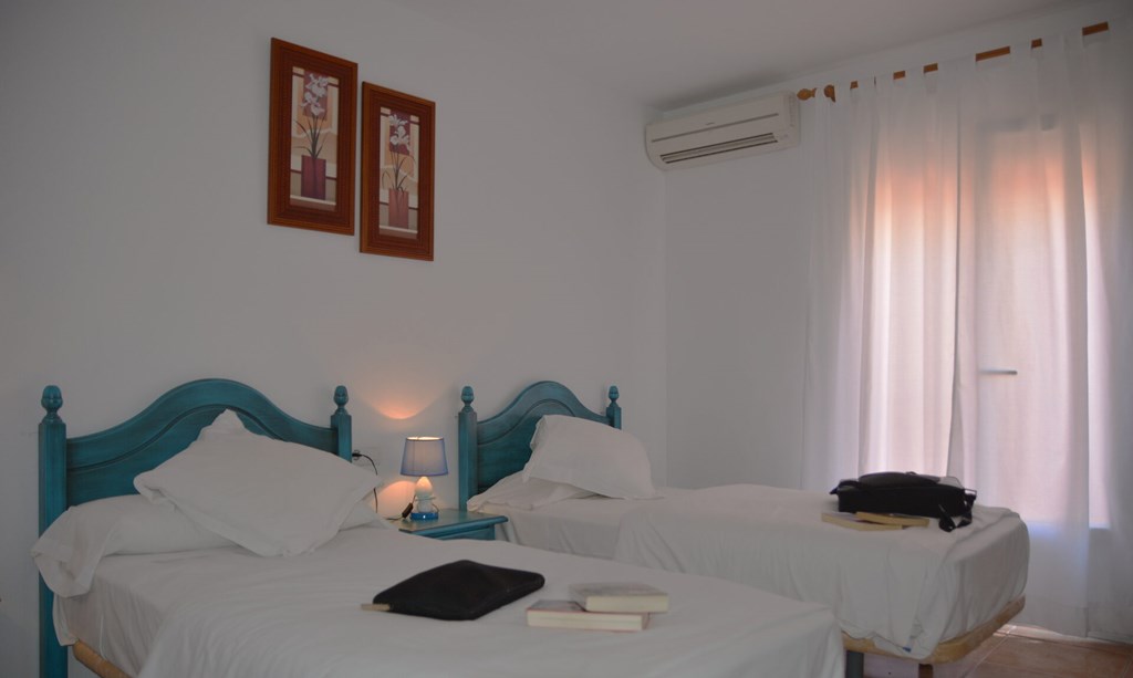 Al Andalus Nerja: Room