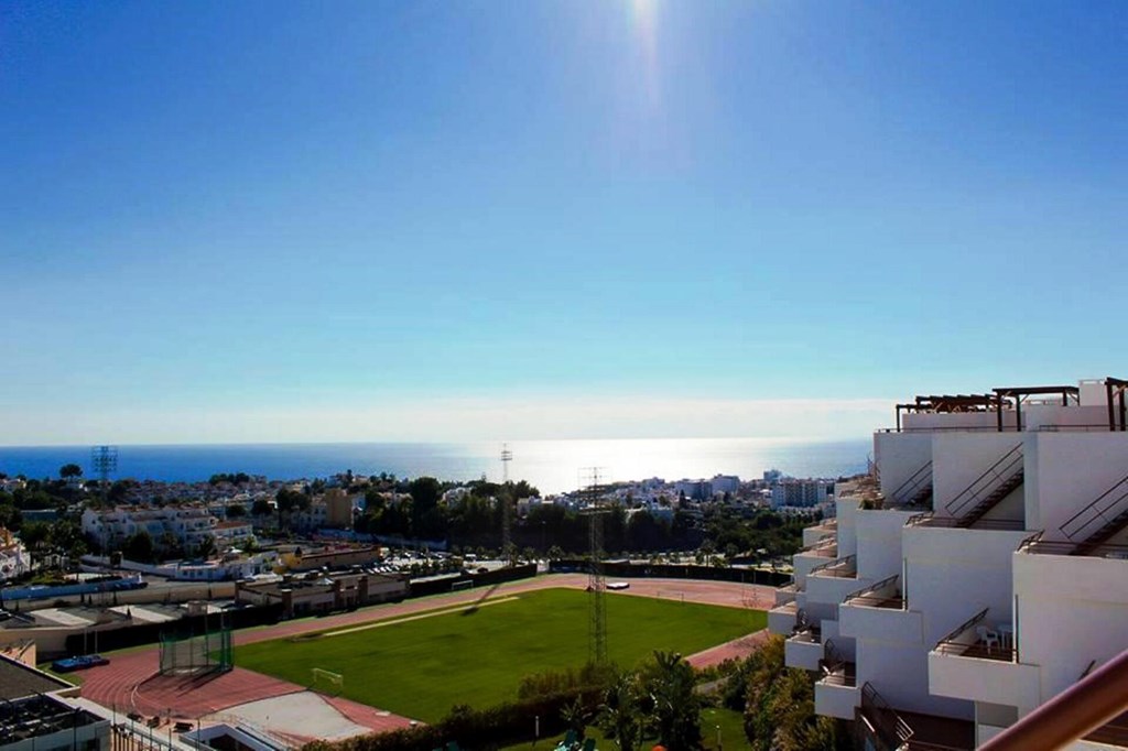 Resort De Nerja: Beach