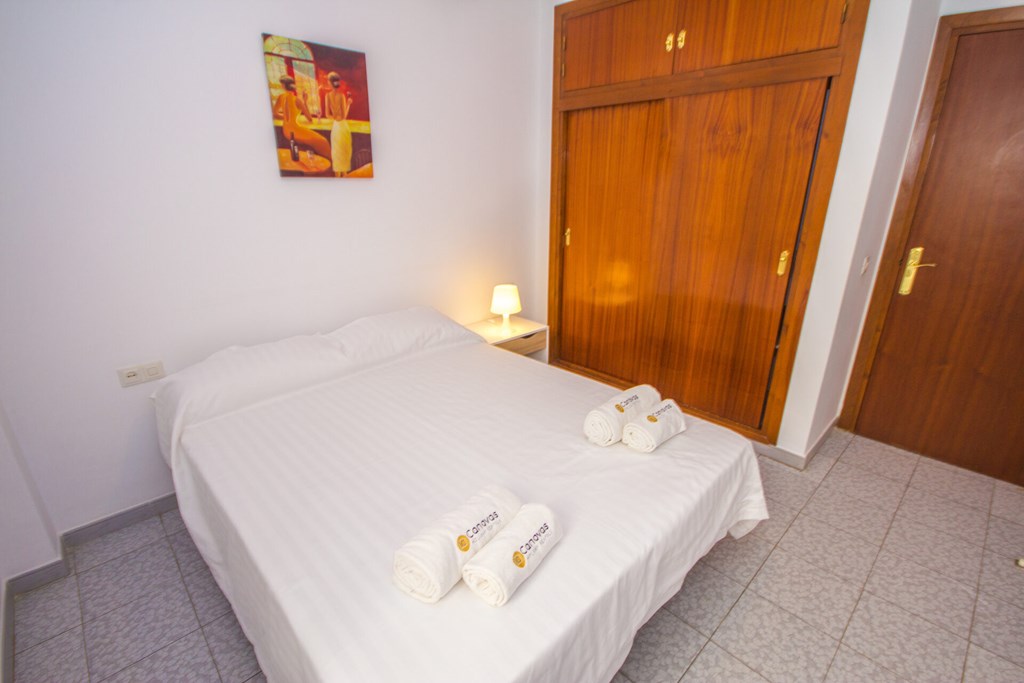 Apartamentos Centro Nerja Canovas Marimel: Room APARTMENT CAPACITY 5