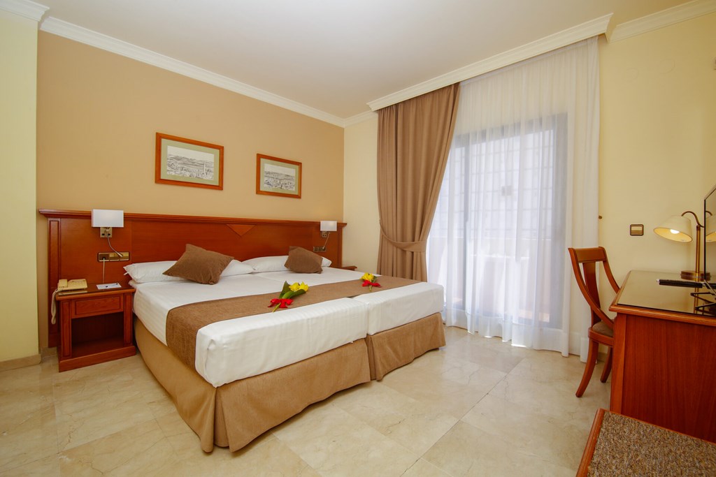 Mainake Costa del Sol: Room Double or Twin CAPACITY 4