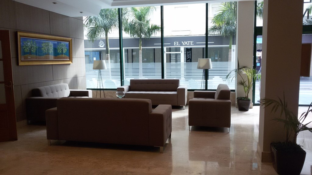 Torremar: Lobby