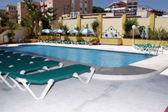 Ecuador Park: Pool - photo 1