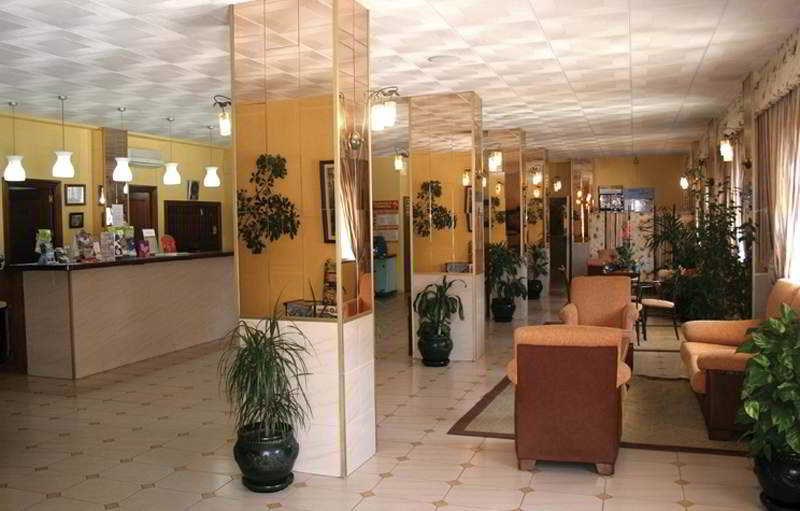 Buensol: Lobby