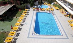 Buensol: Pool - photo 2