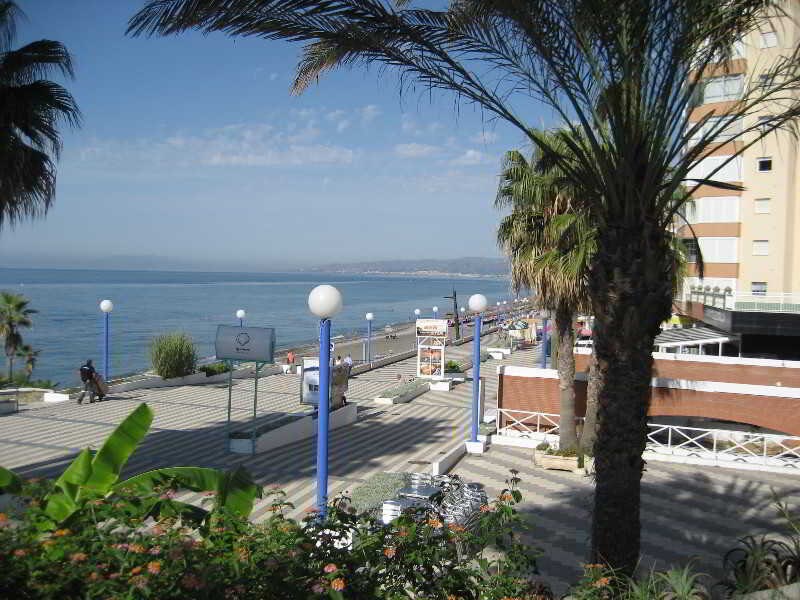 Intercentro Torrox Costa: Beach