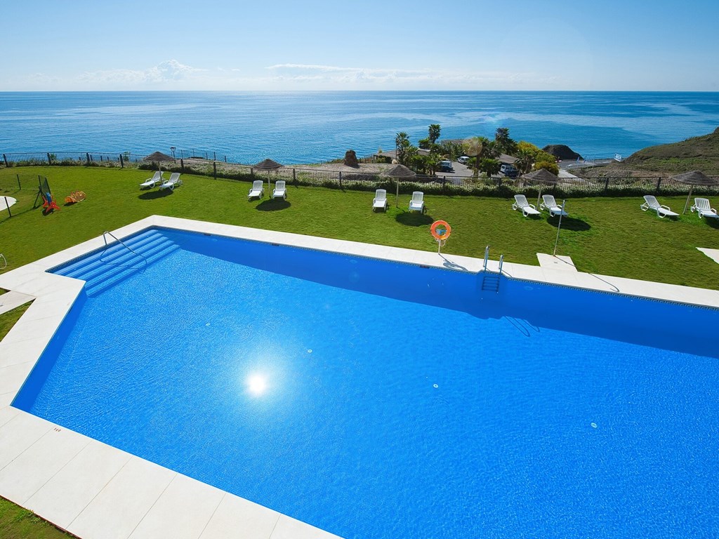 Olée Nerja Holiday Rentals by Fuerte Group: General view