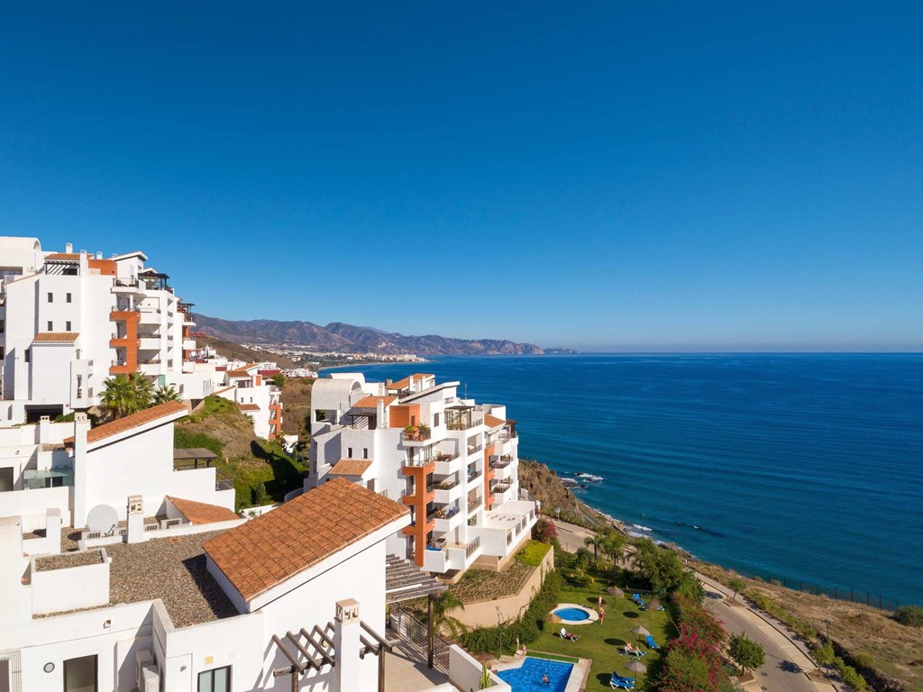 Olée Nerja Holiday Rentals by Fuerte Group: General view