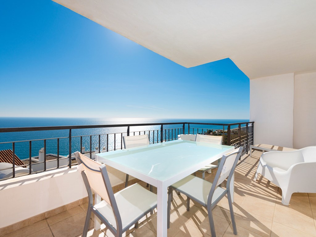 Olée Nerja Holiday Rentals by Fuerte Group: General view