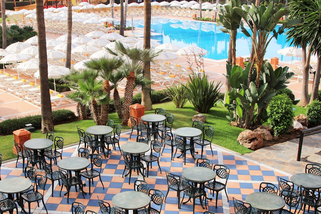 Iberostar Málaga Playa: Terrace