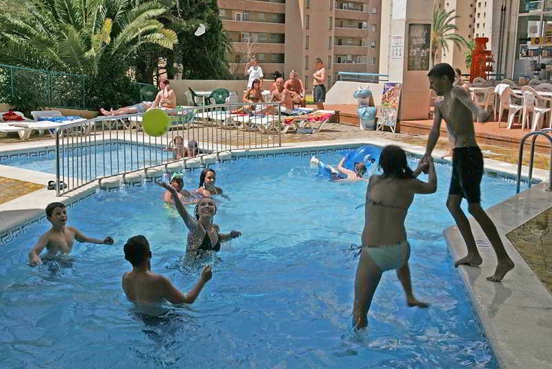 Las Torres: Pool