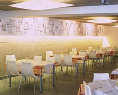 Sol y Sombra: Restaurant - photo 12