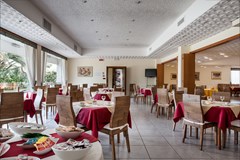 Best Western Hotel HR: Restaurant - photo 29