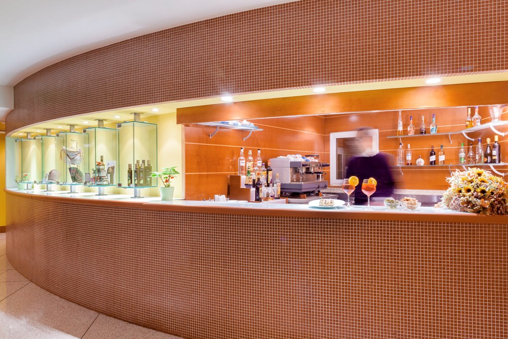 Ibis Styles Bari Giovinazzo: Bar