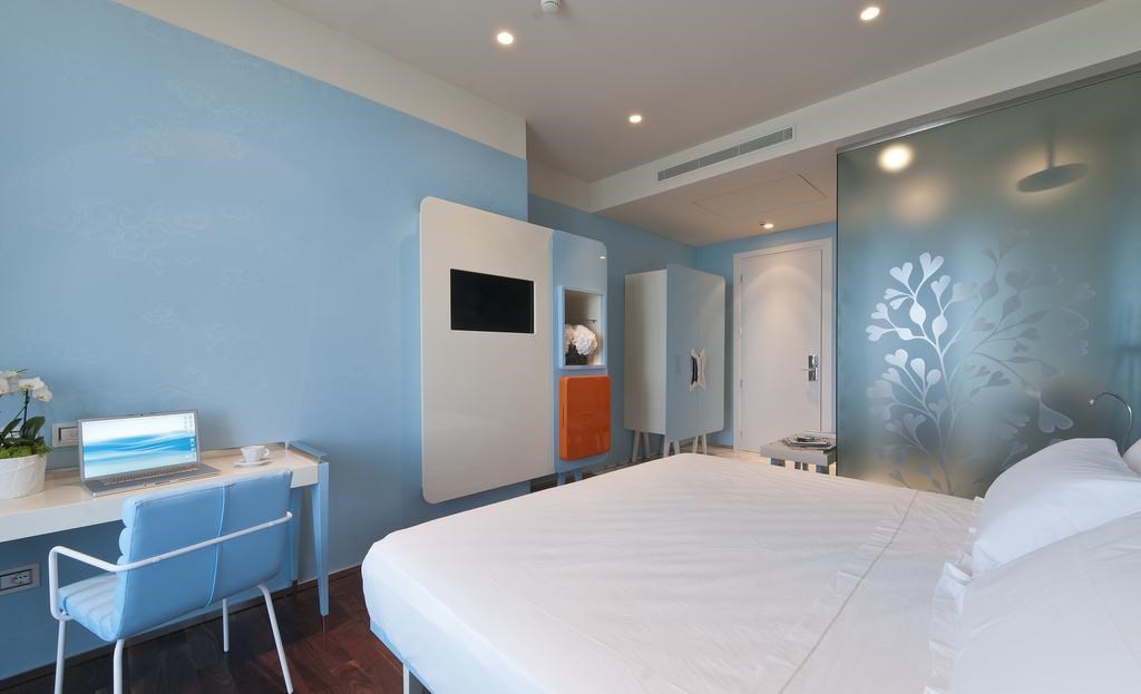 iH Hotels Bari Grande Albergo Delle Nazioni: Room DOUBLE SUPERIOR