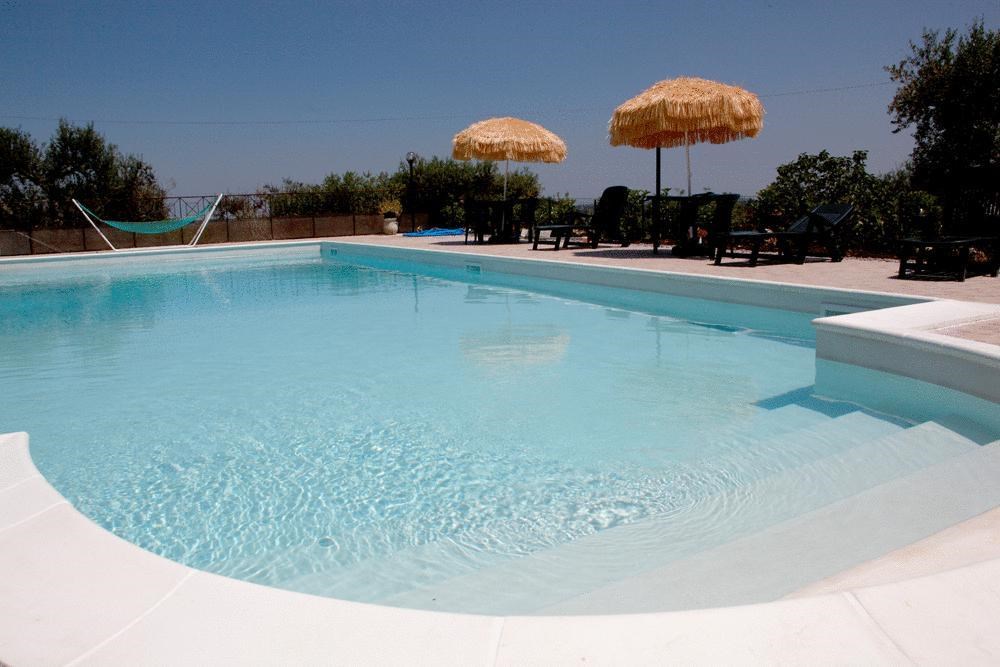 Isola Felice Trulli Sotto  Stelle: Pool