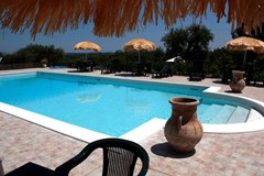 Isola Felice Trulli Sotto  Stelle: Pool - photo 12