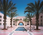 Shangri-La Al Husn Resort & Spa