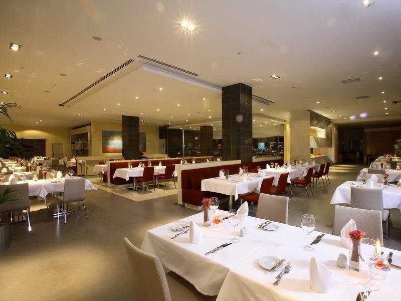 Holiday Inn Istanbul Airport: Restaurant