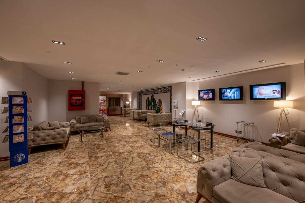 Nova Plaza Crystal Hotel: Lobby