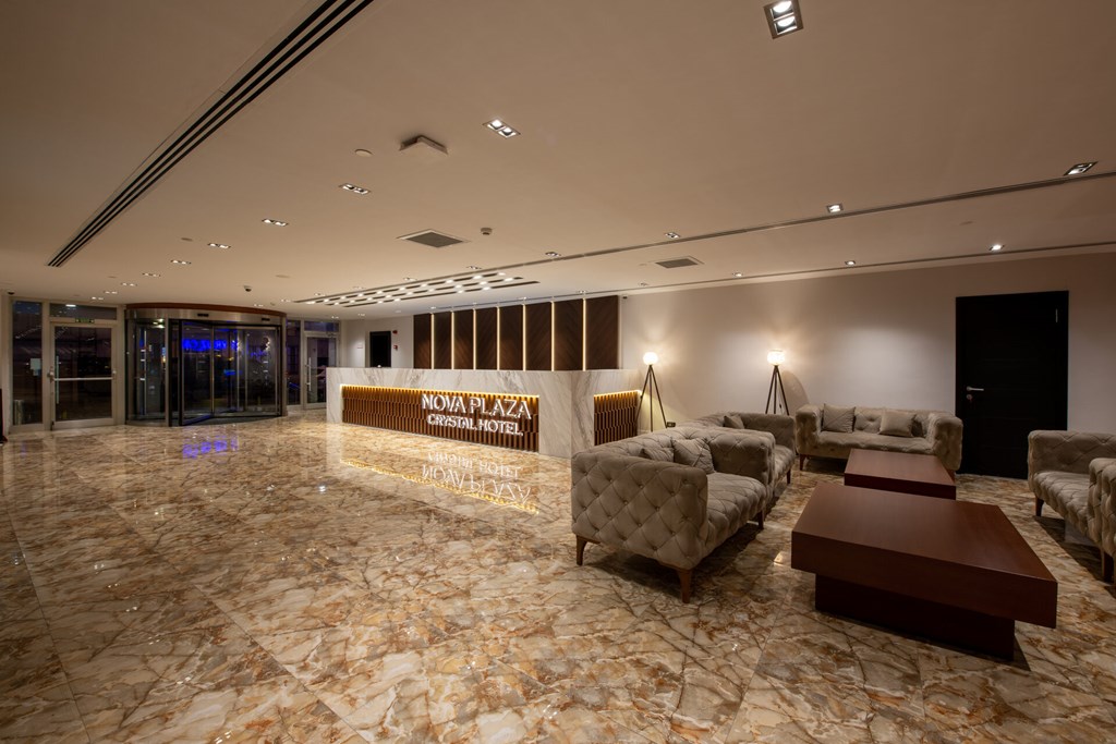 Nova Plaza Crystal Hotel: Lobby