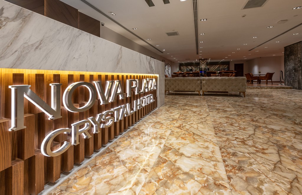 Nova Plaza Crystal Hotel: Lobby