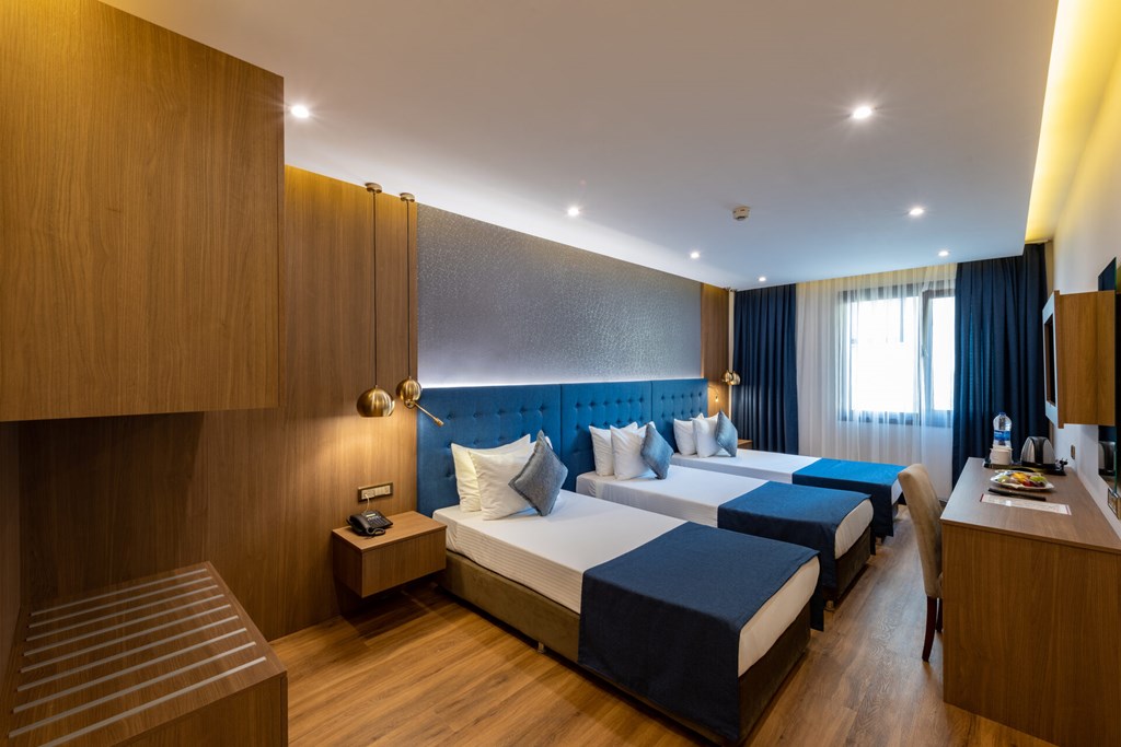 Nova Plaza Crystal Hotel: Room TRIPLE PROMO