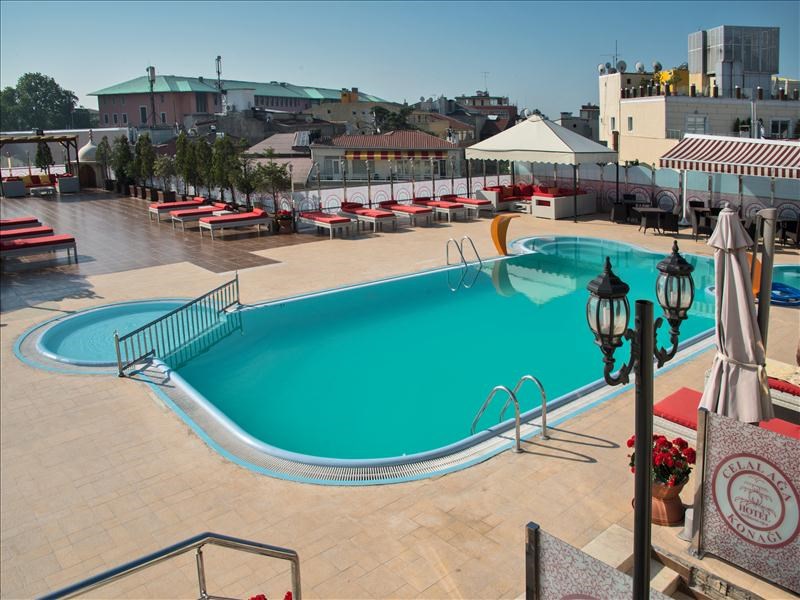 Celal Aga Konagi Metro Hotel: Pool