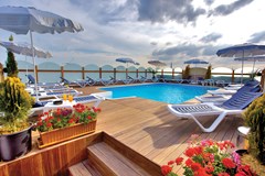 Istanbul Trend: Pool - photo 29