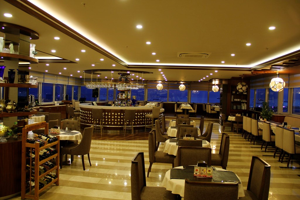 Bekdas Hotel Deluxe: Restaurant