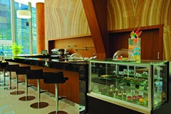 Crowne Plaza Harbiye: Bar - photo 44