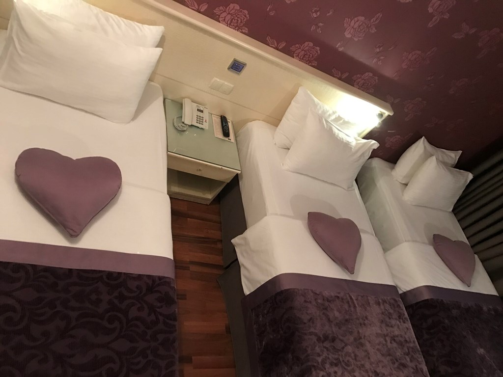 Antik Hotel istanbul: Room TRIPLE STANDARD