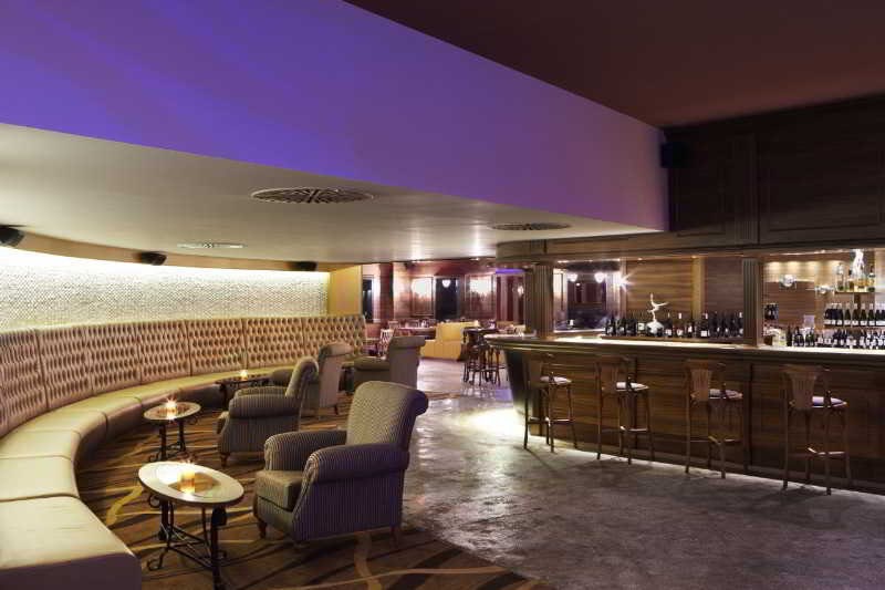 Istanbul Gonen Hotel: Bar