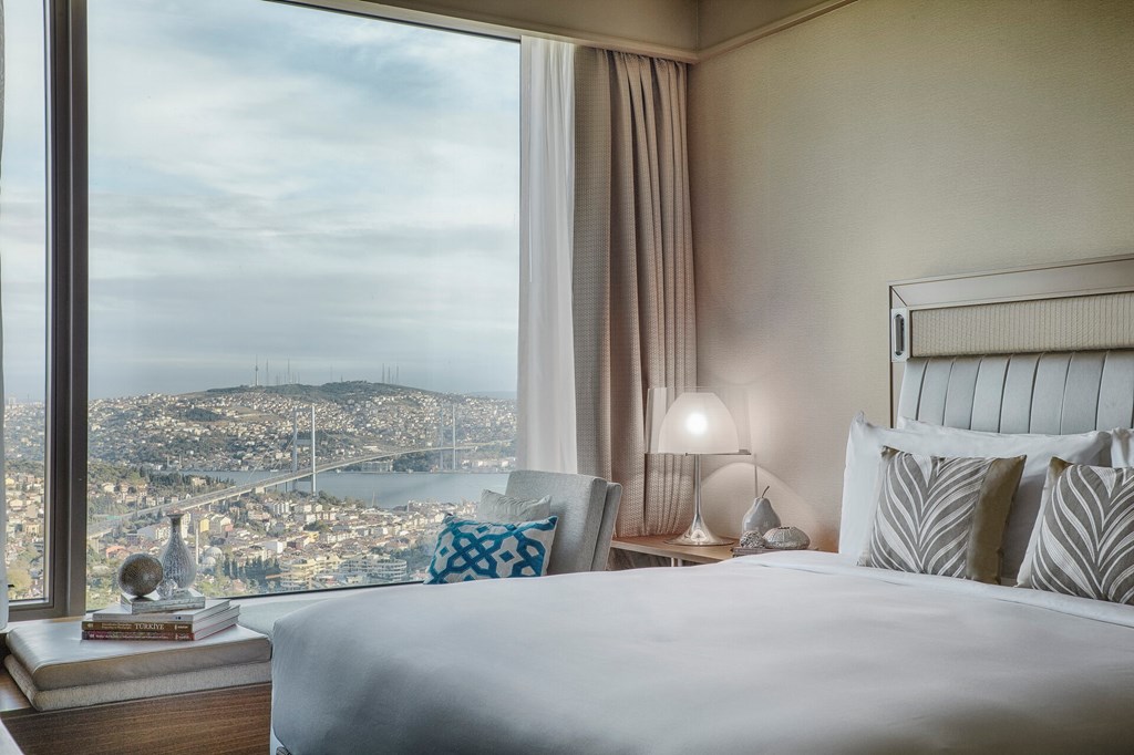 Renaissance Istanbul Bosphorus: Room SINGLE CLUB SEA VIEW