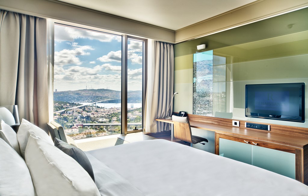 Renaissance Istanbul Bosphorus: Room SINGLE CLUB SEA VIEW