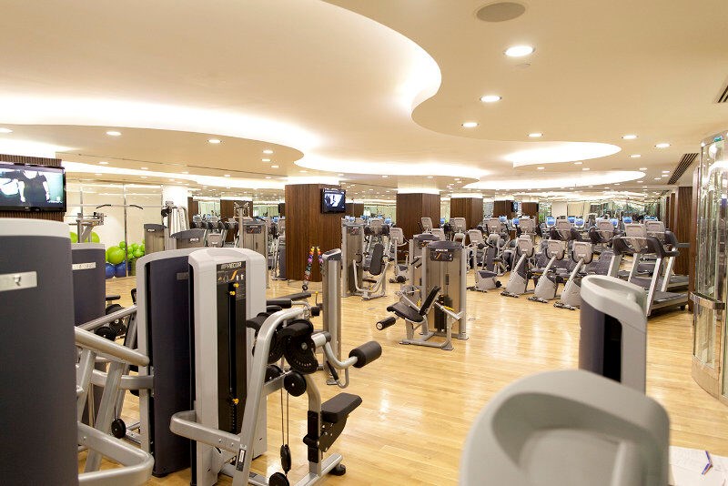 Wyndham Grand Istanbul Kalamis Marina Hotel: Sports and Entertainment