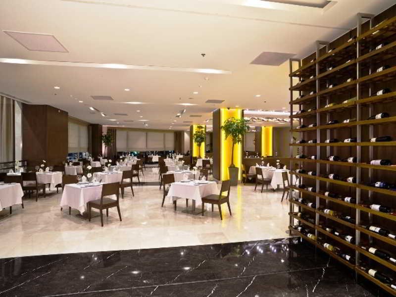 Ramada Plaza Tekstilkent: Restaurant