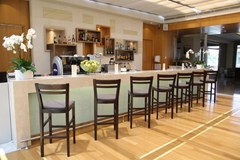 ISG Airport Hotel: Bar - photo 6