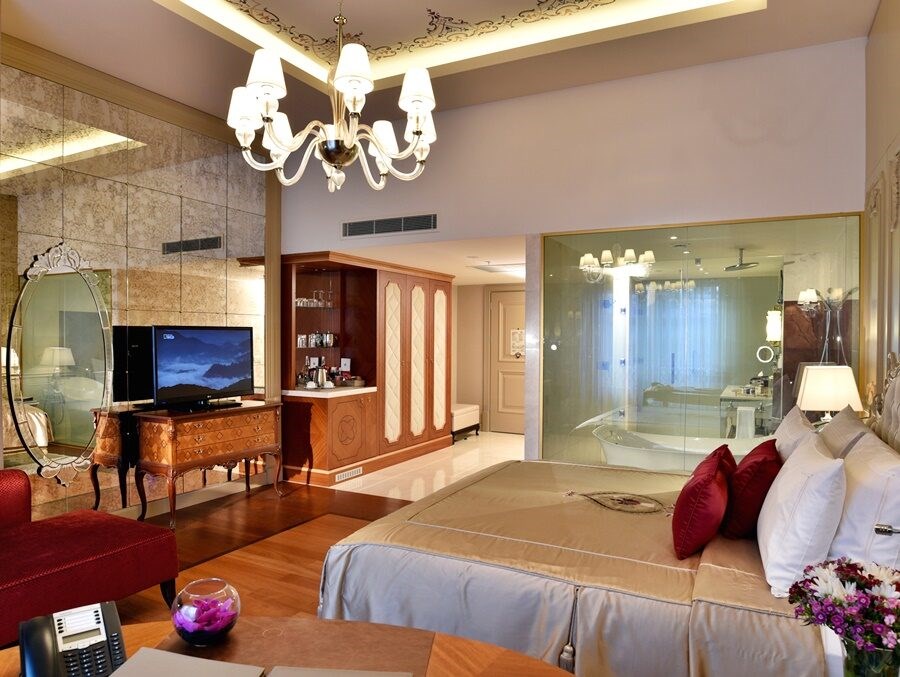 CVK Park Bosphorus Hotel Istanbul: Room DOUBLE DELUXE CITY VIEW