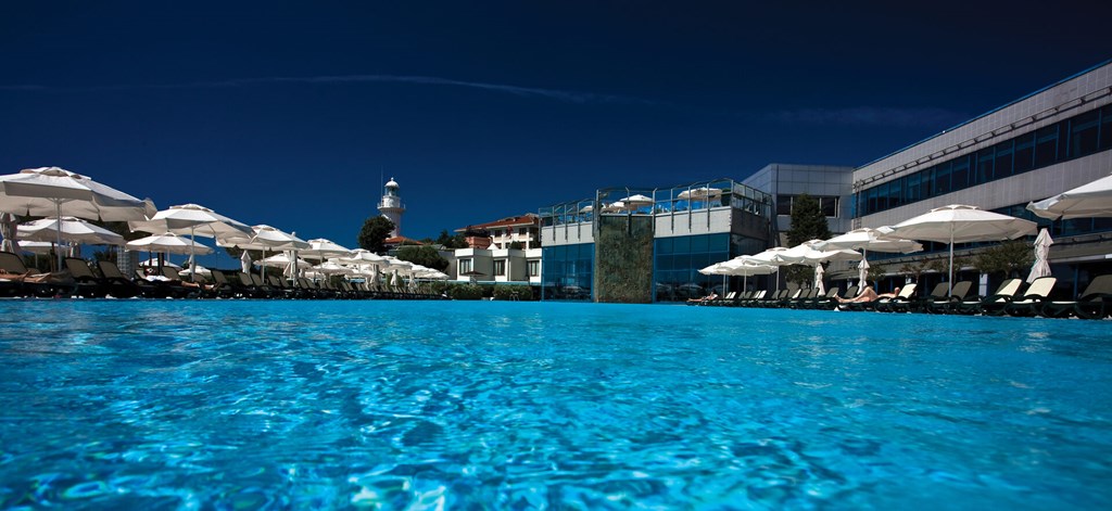 Renaissance Polat Istanbul: Pool