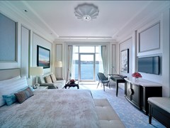 Shangri-La Bosphorus, Istanbul: Room DOUBLE PARTIAL SEA VIEW - photo 12