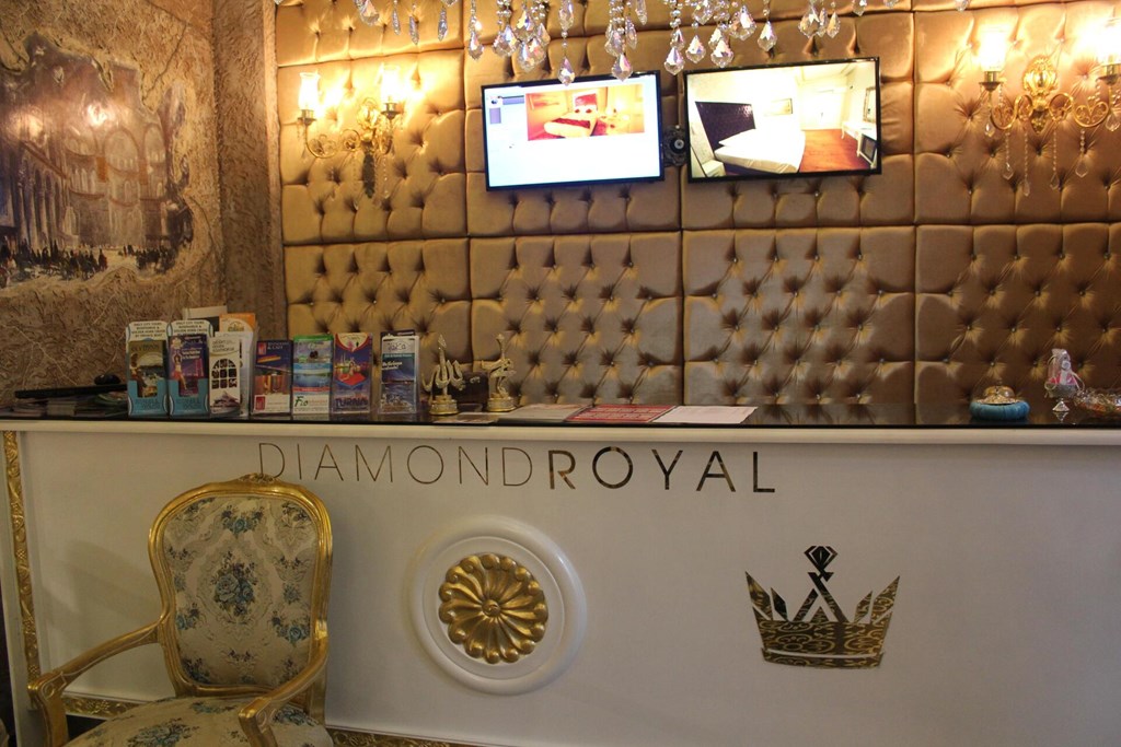 Diamond Royal Hotel: Lobby