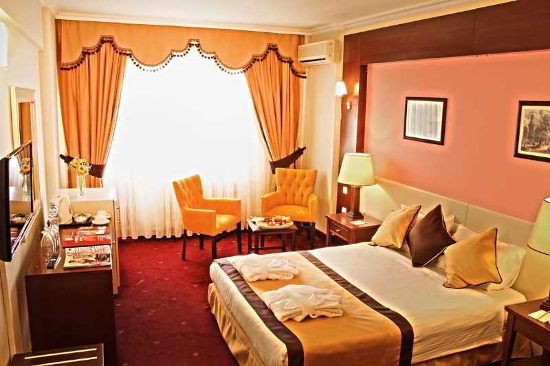 Hamidiye Hotel: Room