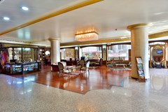 Bulvar Palas: Lobby - photo 1