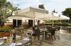 Divan Istanbul Hotel: Terrace - photo 3