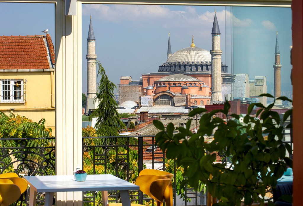 Nowy Efendi Hotel: Terrace